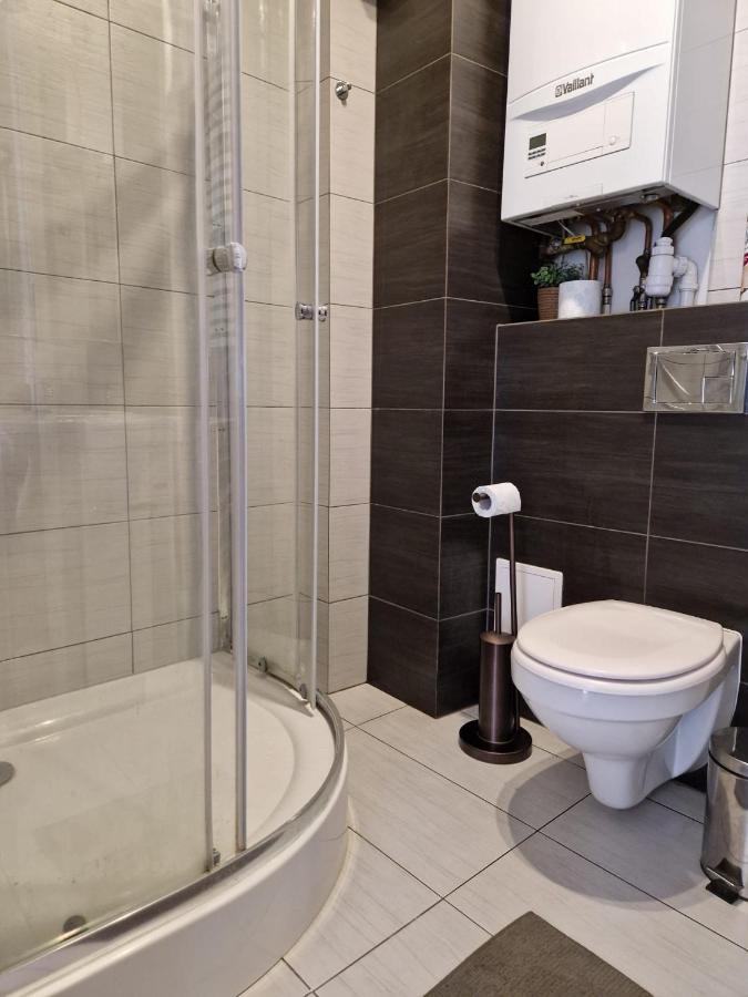 Apartament Przybudowka Appartement Katowice Buitenkant foto